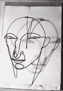 Marc Vaux, Portrait d'Amédée Ozenfant, 1930, épreuve moderne réalisée d'après plaque de verre, 24 X 18 cm, Centre Pompidou, Paris. 